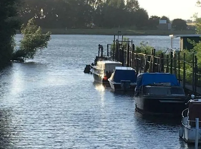 Cosy & Natural *fireplace*garden*2 Bikes Сasa de vacaciones *